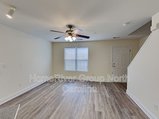 Building Photo - 1820 Savannas Run Dr