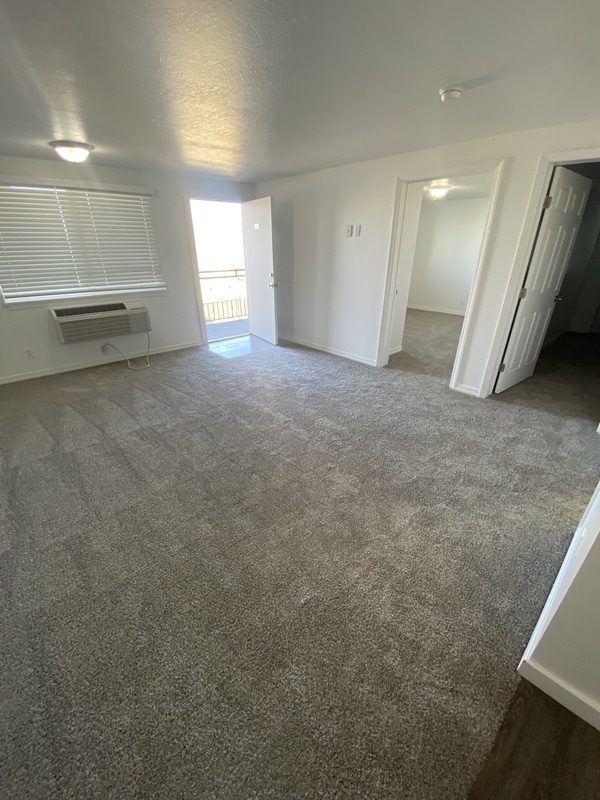 Building Photo - 202 Bear River Dr