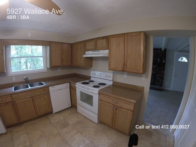 Building Photo - 5927 Wallace Ave
