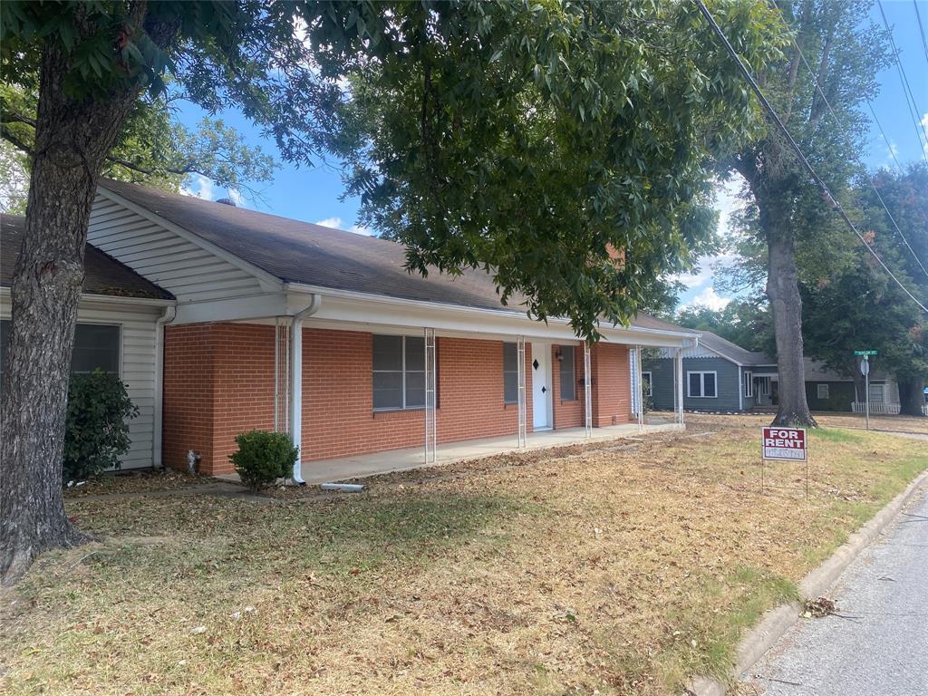 107 E Stone St, Brenham, TX 77833 House Rental in Brenham, TX