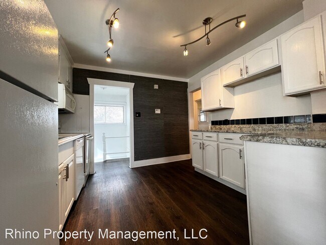 Building Photo - 2 br, 1 bath House - 125 E. Whitlock Ave
