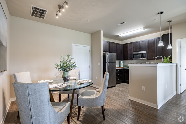 Dining Room - Beacon Place-Warner Robins, LLC