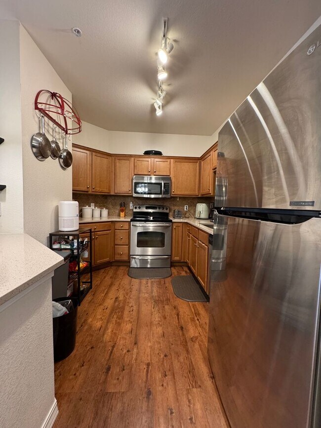 Building Photo - Beautiful 2 Bed/2 Bath Condo in Fort Collins