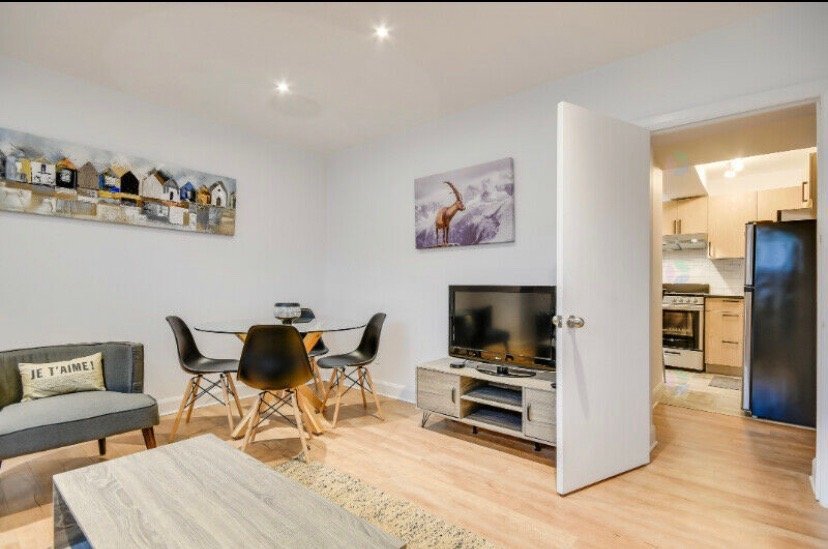 Primary Photo - 4290 Av. Kent