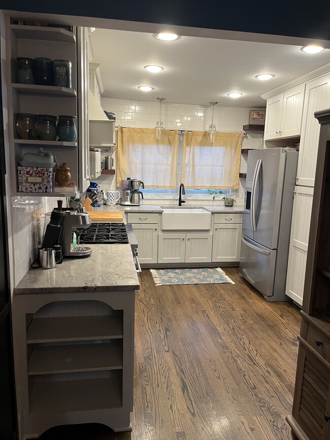 Foto del edificio - 1260 Francis St NW