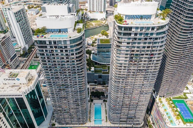 Foto del edificio - 55 SW 9th St