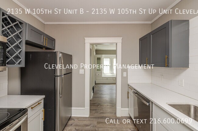 Building Photo - 2135 W 105th St