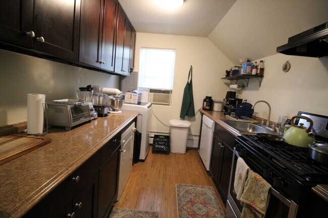 Foto del edificio - 705 E 6th St