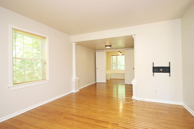 Foto del edificio - End-Unit Georgetown Green Townhome