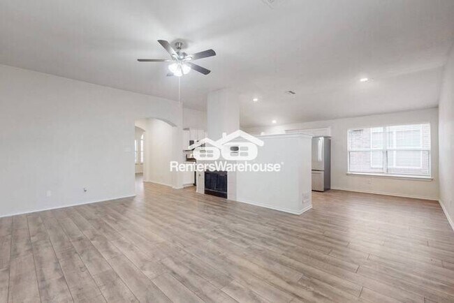Foto del edificio - READY FOR MOVE-IN, 3-BEDROOM, 2-BATH HOME ...