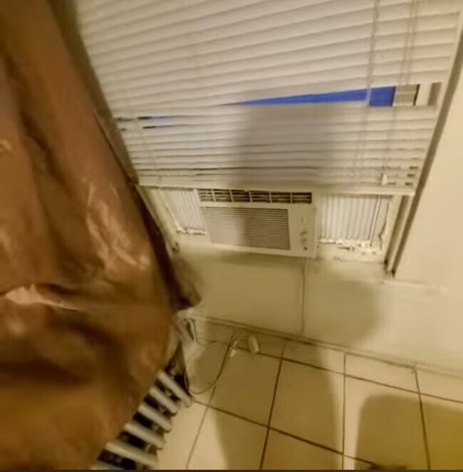 Foto del edificio - 524 Timpson Pl