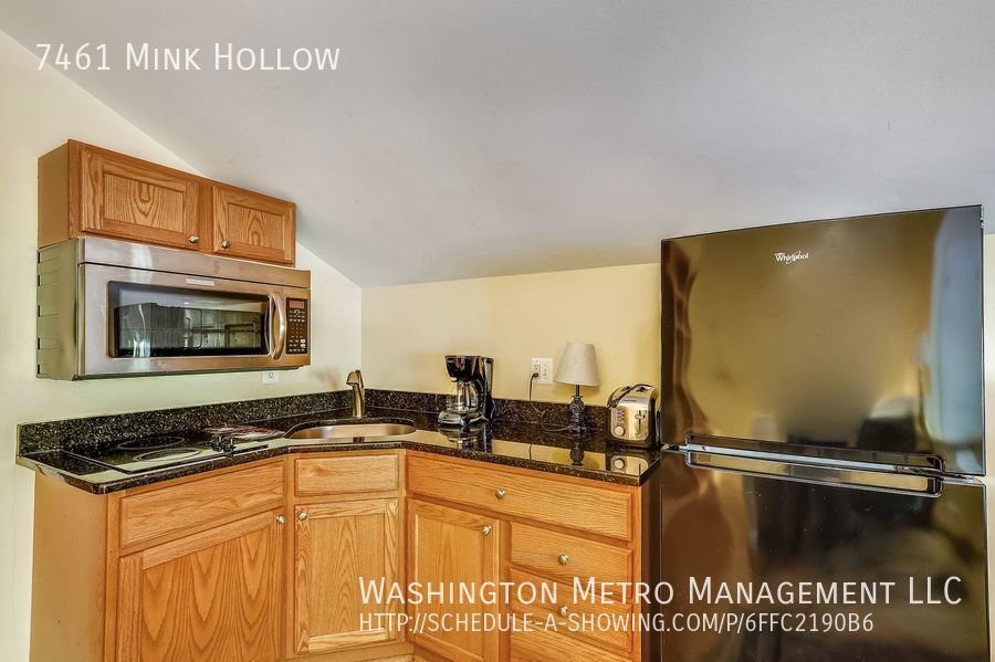 Primary Photo - 7461 Mink Hollow Rd