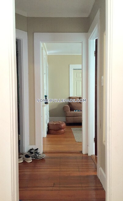 Foto del edificio - 248 Powder House Blvd