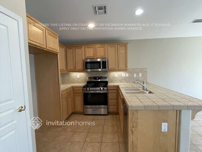 Foto del edificio - 395 Atlantic Dr