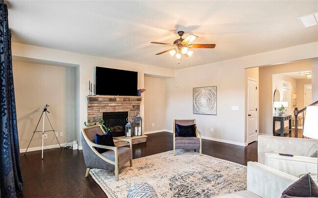 Foto del edificio - 3217 Bowlin Dr