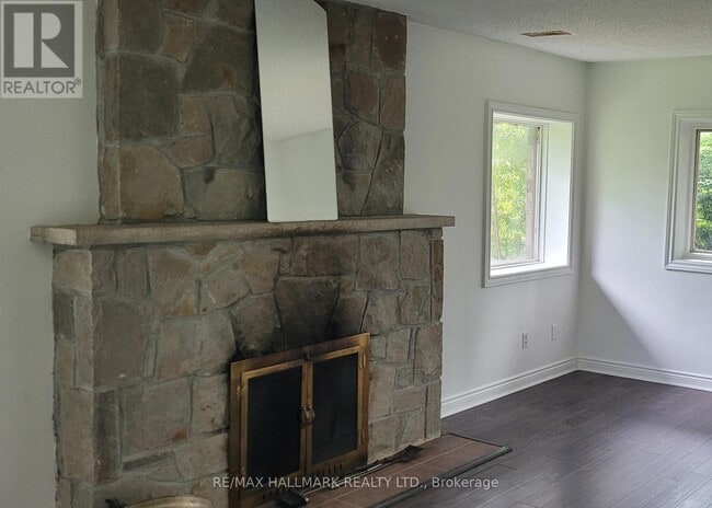 Photo du bâtiment - 104 Ridgewood Rd