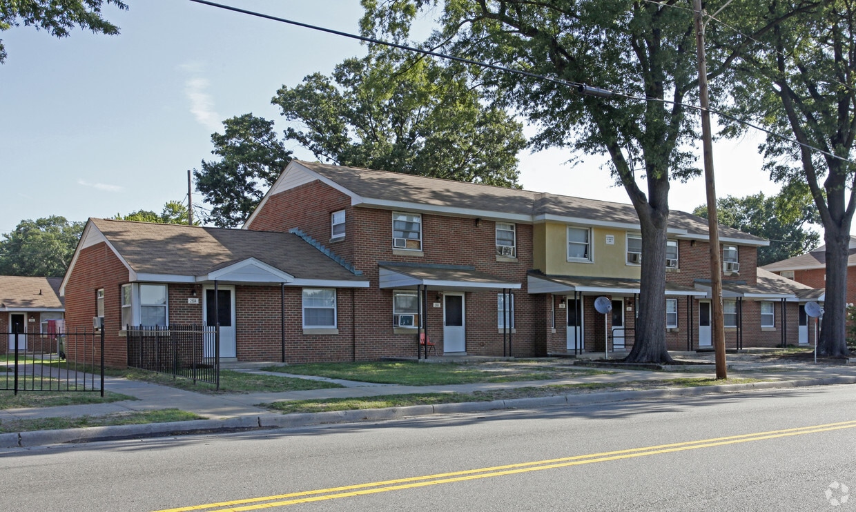 Building Photo - Fairfield Court