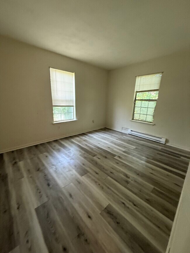 Building Photo - 1133 Modoc Ave