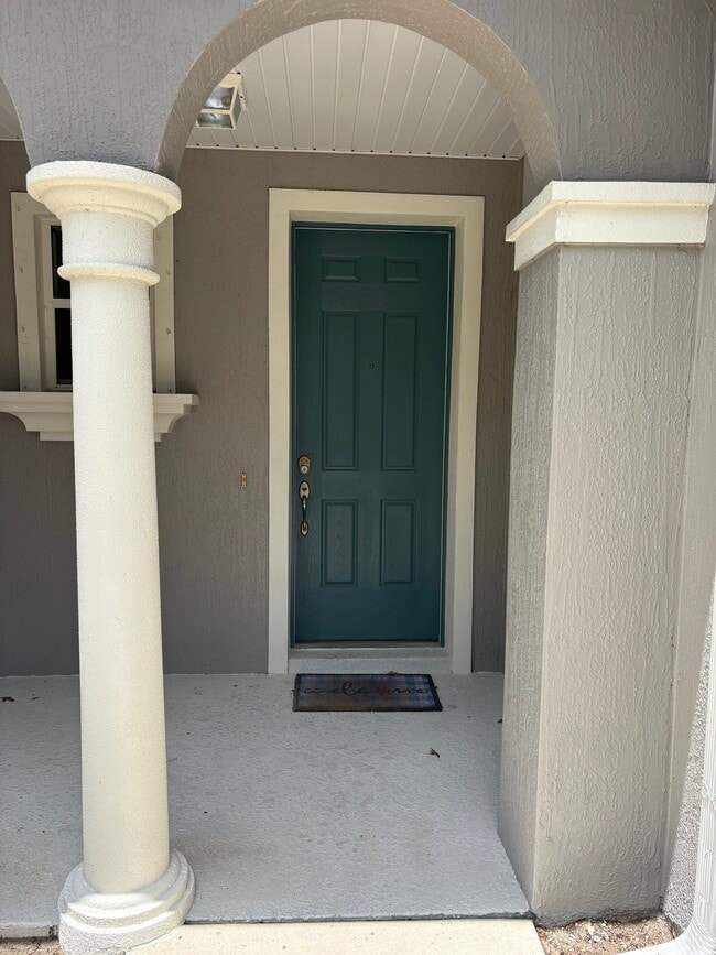 Building Photo - 654 Mount Olympus Blvd