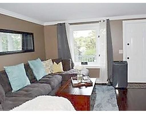 Primary Photo - 35 Chilmark St