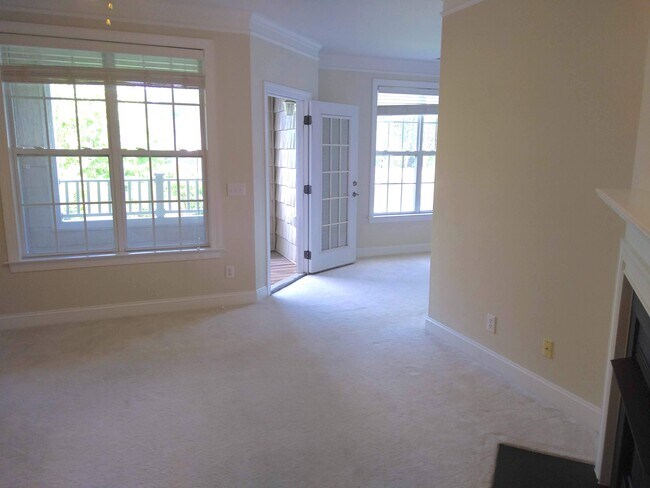 Foto del edificio - 1024 Arborgate Cir