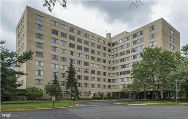 Building Photo - 6621 Wakefield Dr