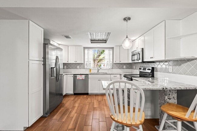 Foto del edificio - Perfect Retirement Condo