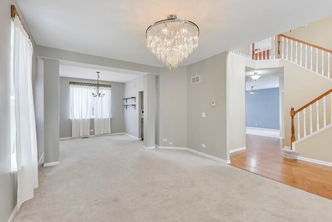 Building Photo - 410 Arlington Ln