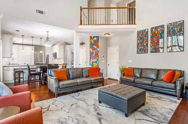 Foto del edificio - 380 Victorian Ln