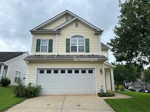 Building Photo - 2500 Valley Haven Dr