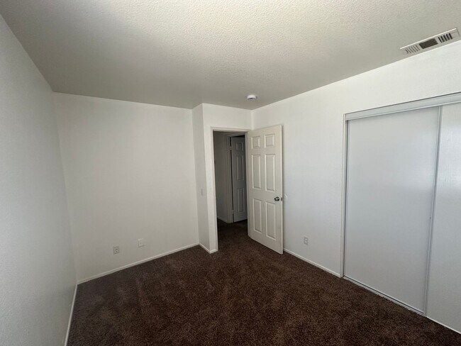 Foto del edificio - 470 Westminster Pl