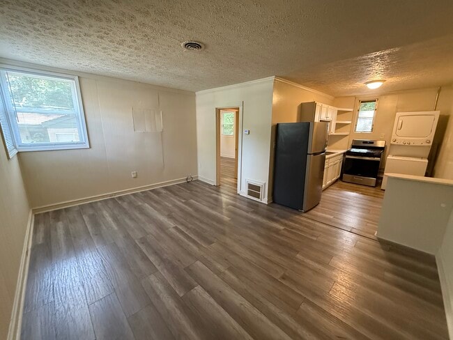 Building Photo - 1 Jefferson Pl