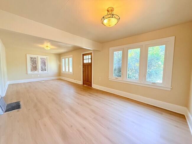 Foto del edificio - 4630 SW 185th Ave