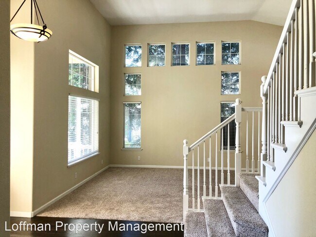 Building Photo - 5 br, 3 bath House - 4904 Dartford Place