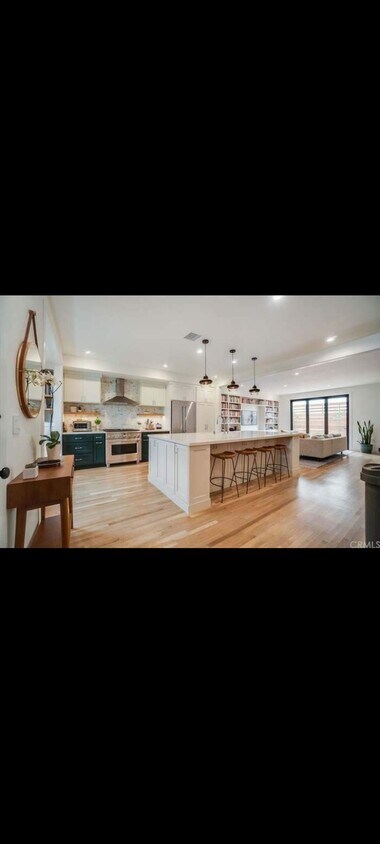 Foto principal - 618 Lincoln Blvd