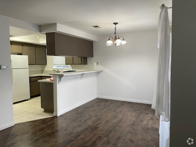 Building Photo - 26115 Frampton Ave