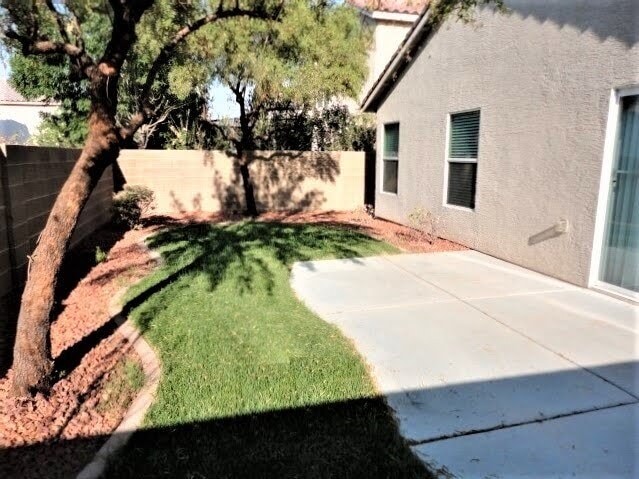 Building Photo - 6358 W Haleh Ave