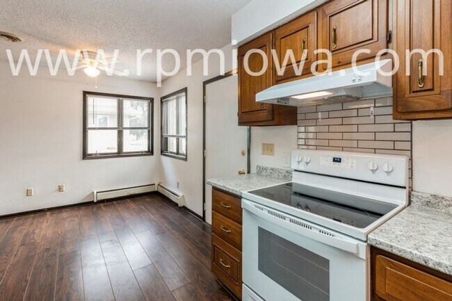 Building Photo - 1507 N Dakota Ave