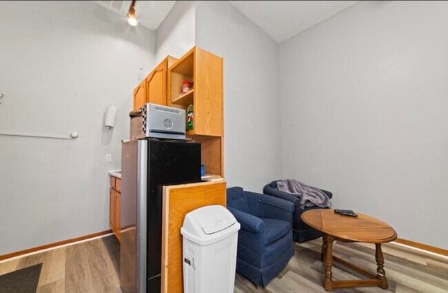 Foto del edificio - 669 Modesto St