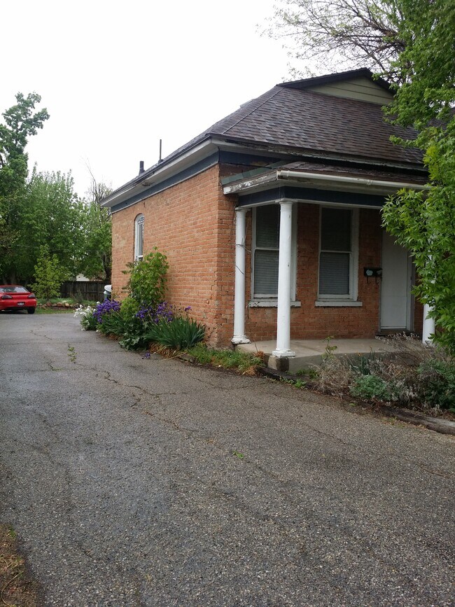 Foto del edificio - 534 Windsor St E