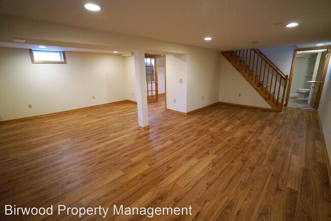 Foto del edificio - 4 br, 2 bath House - 206 Frost Woods Rd