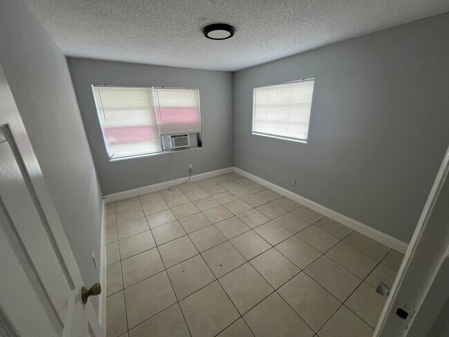 Foto del edificio - 815 2nd St