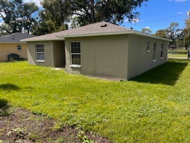 Foto del edificio - 106 Drake St