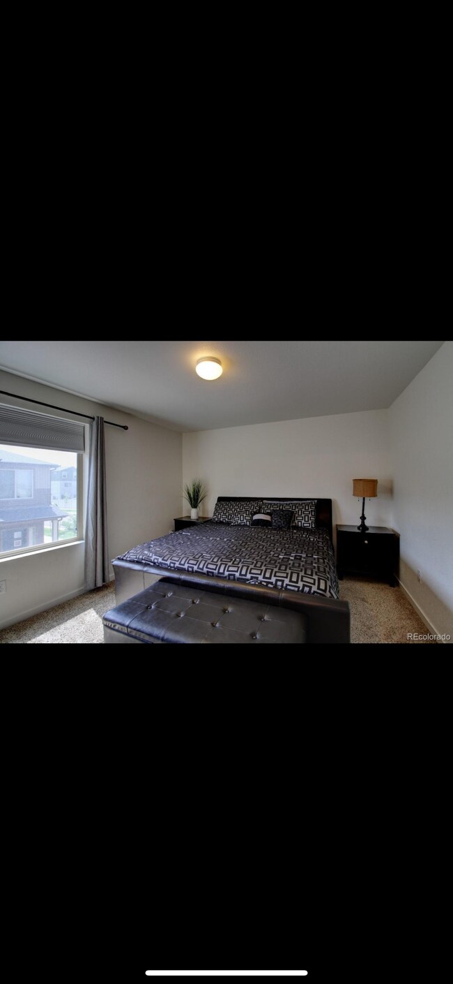 Foto del edificio - 18601 E 50th Pl