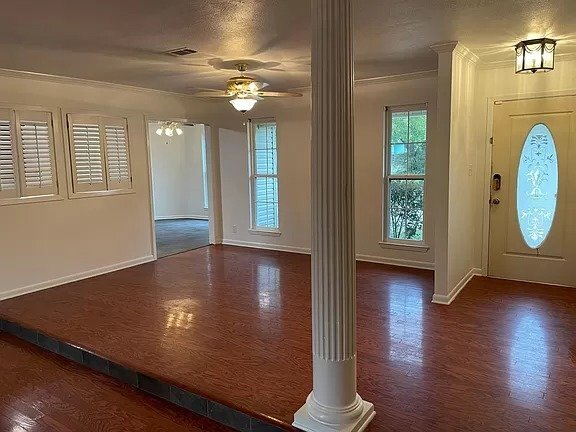 Building Photo - Sweet Spacious 3 Bed, 2.5 Bath Home in Ham...