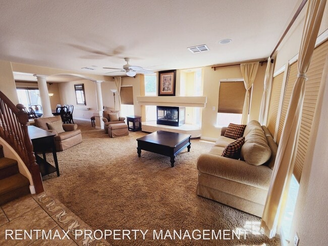 Building Photo - 5 br, 4 bath House - 9976 PIPESTONE ST