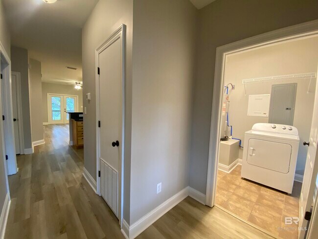 Foto del edificio - 20637 Blueberry Ln