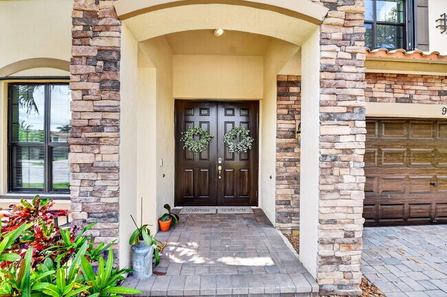 Building Photo - 9062 Gulf Cove Dr