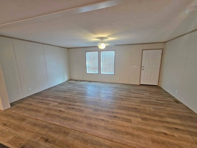 Building Photo - 781 W Walcott Rd