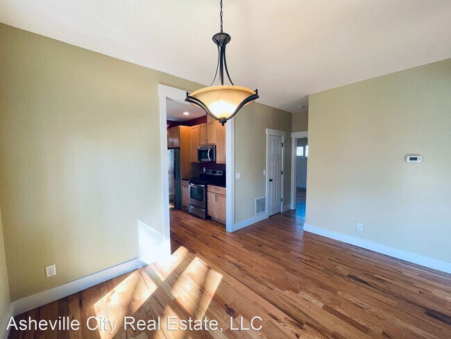 Foto del edificio - 3 br, 2 bath House - 32 Mardell Circle